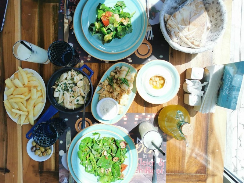 Sunsets, Seafood, and Summer Relaxation at Del Mare Resort
