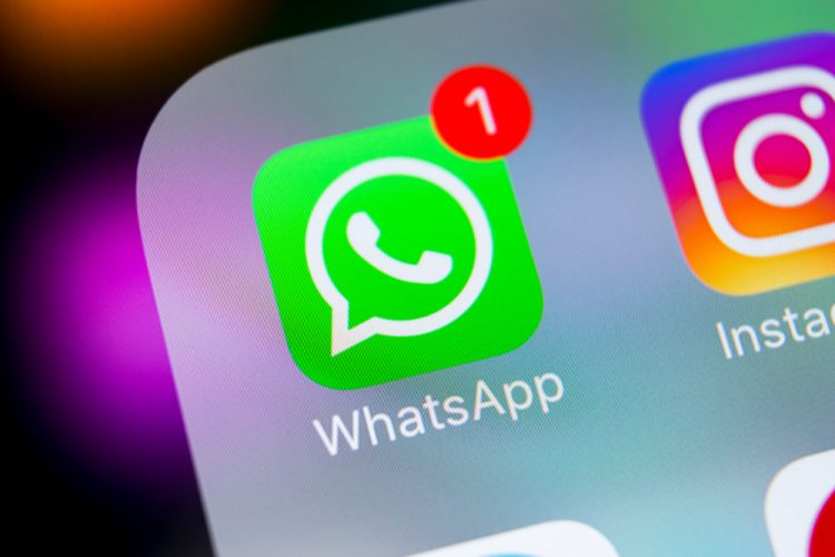 4 WhatsApp Alternatives That Don't Share Your Data With Facebook