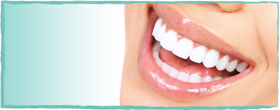 How to Whiten Your Teeth Naturally in Just 3 Minutes 