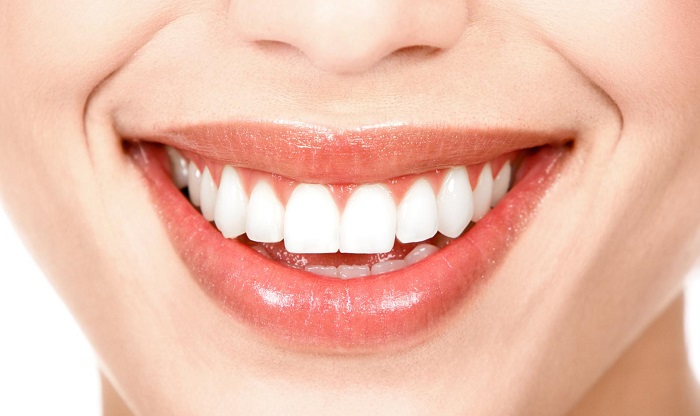 The Most Effective Natural Methods for Whiter Teeth