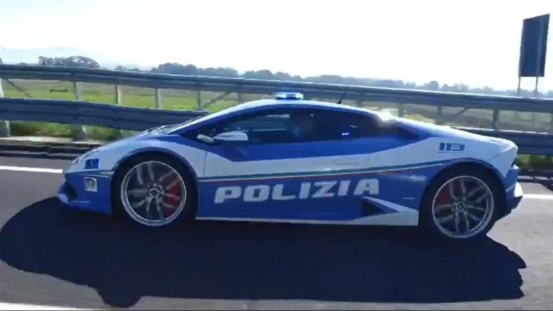 In Video: Police In Italy Use Lamborghini To Rush Kidney To Hospital