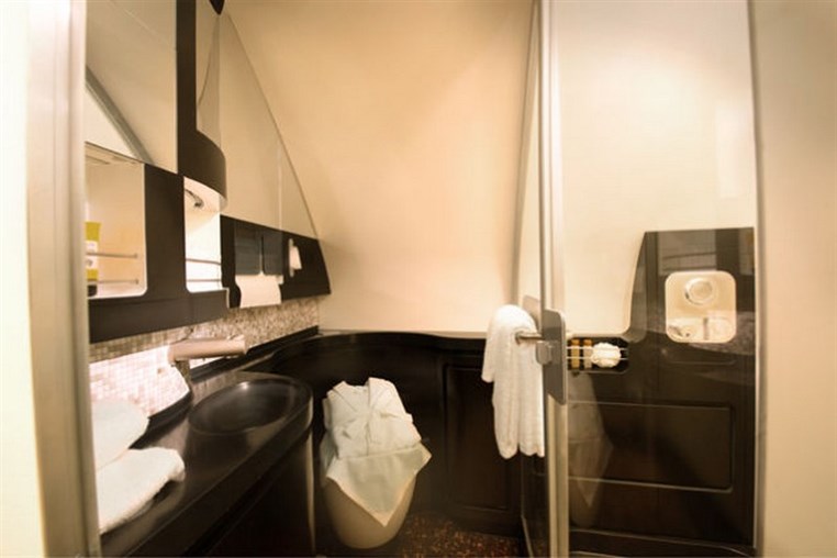 Etihad Airways unveils worlds most luxurious passenger jets