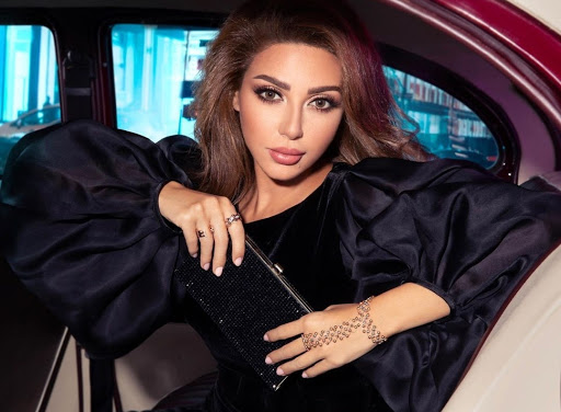 In Video: Miriam Fares surprises her followers showing her newborn baby