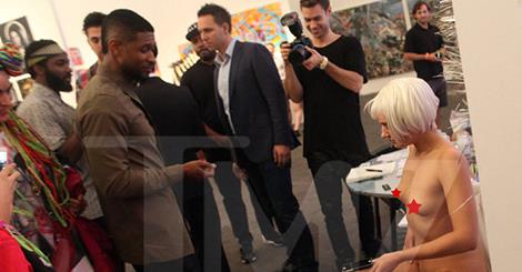 Usher charges his Iphone in woman s lady parts