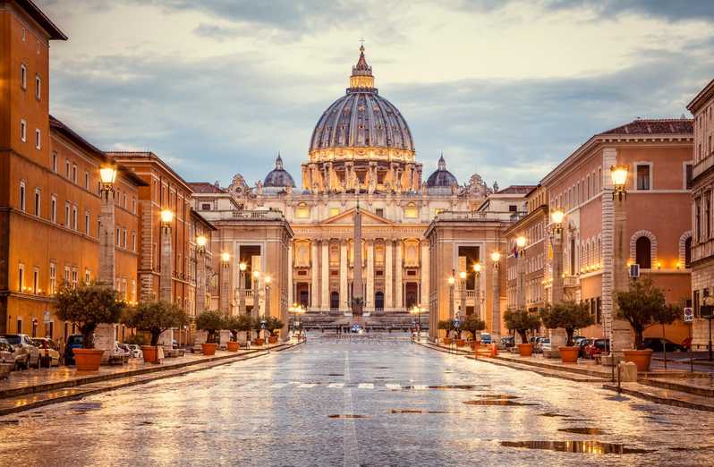 After 88 days of lockdown due to Corona Vatican museums reopen their doors