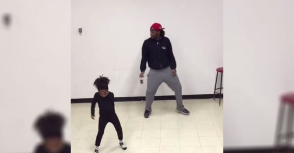 Brother And Younger Sister’s Dance Routine Goes Viral