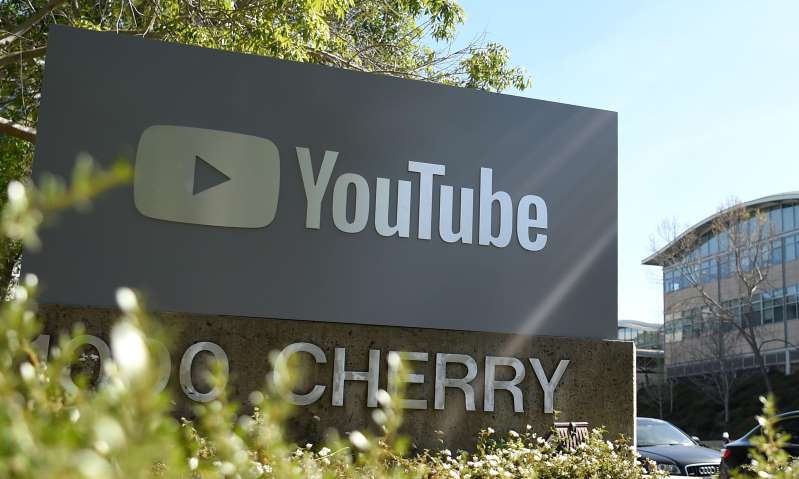 YouTube shuts down comments on videos with young kids