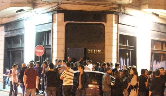 Plum Bar