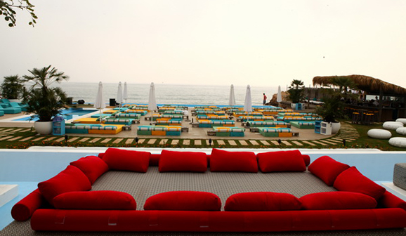 Iris Beach Club