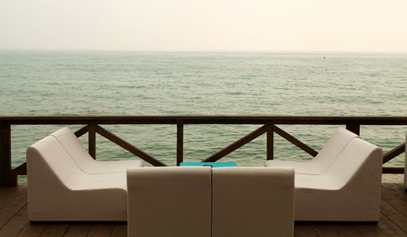 Iris Beach Club