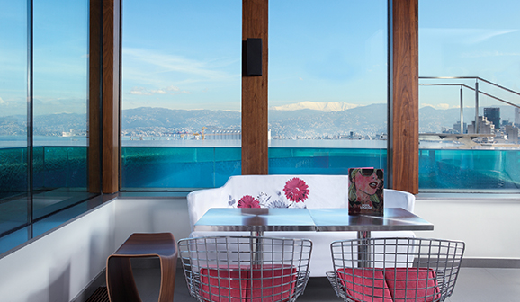 Pool Lounge-Le Gray
