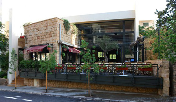 Al Mandaloun Cafe
