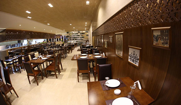 19 Nineteen Restaurant
