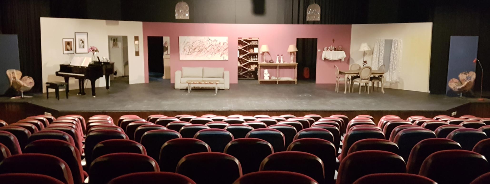 Theatre Monot