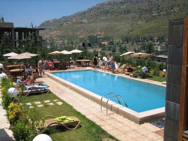 Faraya Village Club