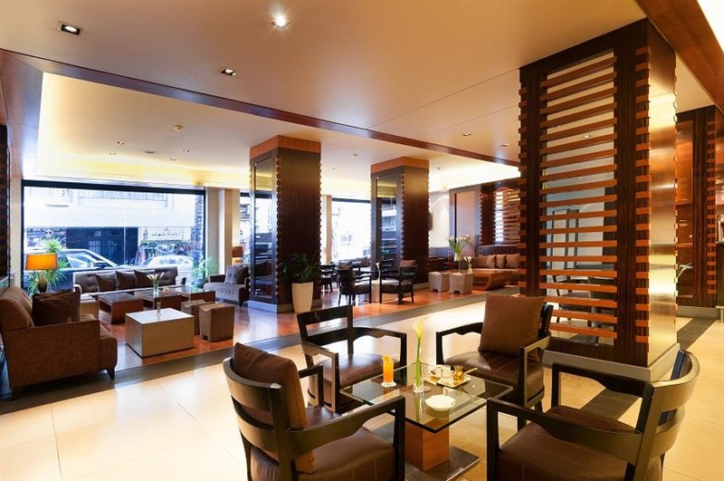 Le Commodore Hotel
