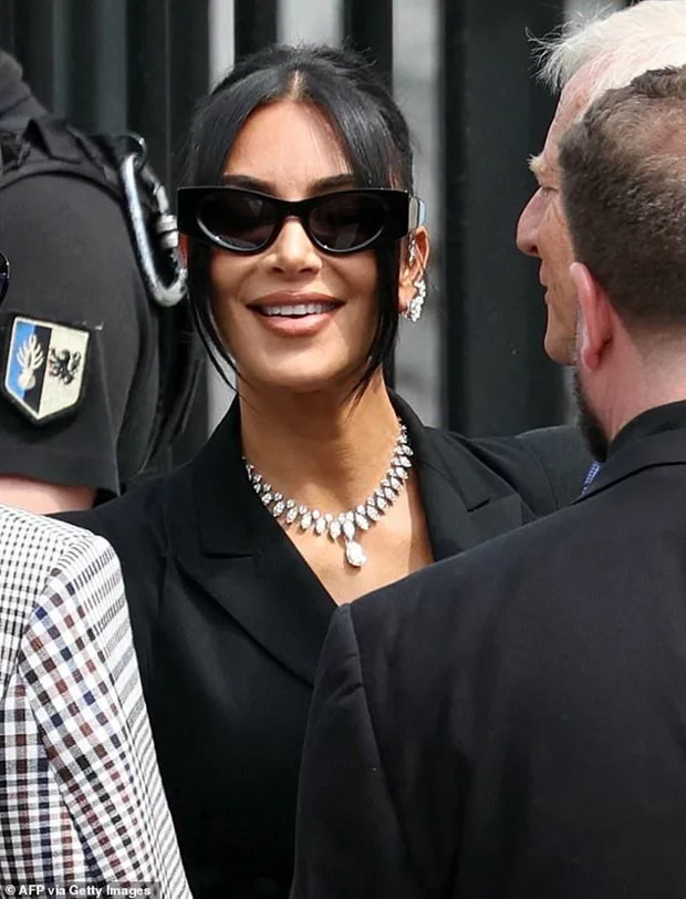 Kim Kardashian Wears $1.5 Million Samer Halimeh Diamond Necklace During Testimony in “Paris Robbery” Trial