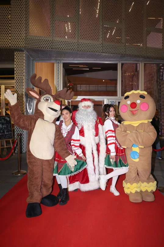 Joy with Every Turn: Zaitunay Bay Unveiled Lebanon’s First Rotating Tree