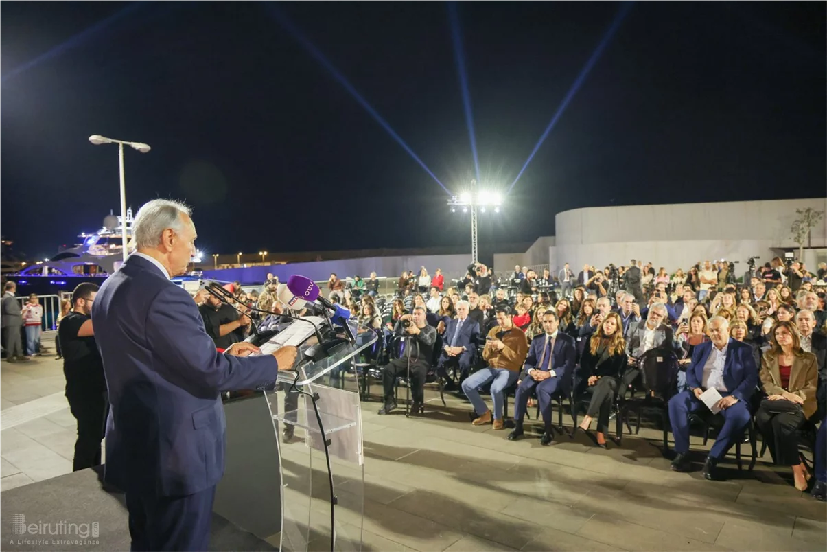 Joy with Every Turn: Zaitunay Bay Unveiled Lebanon’s First Rotating Tree