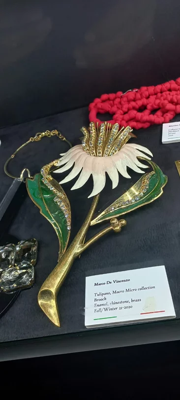 DIVA! Italian Glamour in Fashion Jewellery