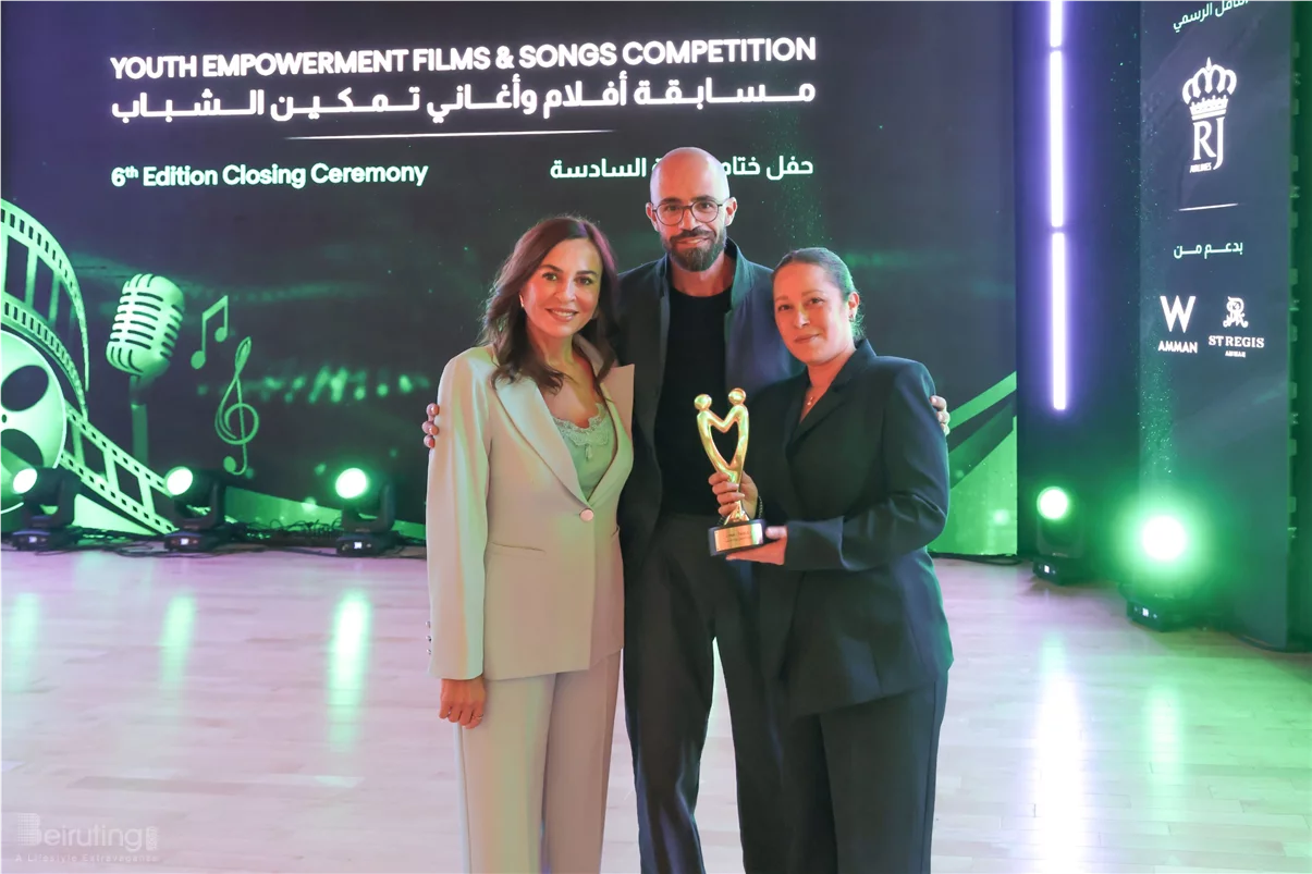 بعد أقل من عام على انطلاقه … TABLE 3 يحصد جائزة أفضل بودكاست للعام