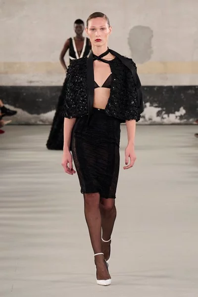 ELISABETTA FRANCHI FASHION SHOW
