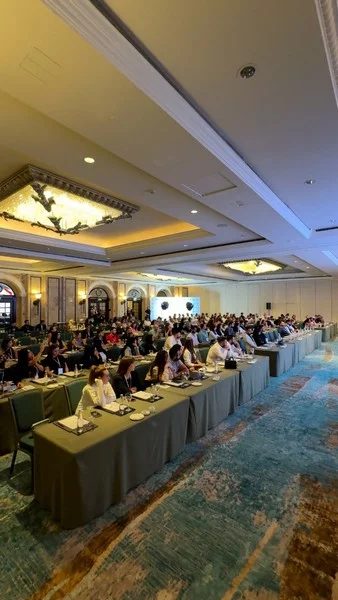 IY Media biggest E-Commerce and Social Media Workshop Phoenicia Hotel