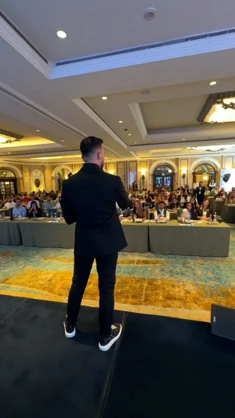 IY Media biggest E-Commerce and Social Media Workshop Phoenicia Hotel