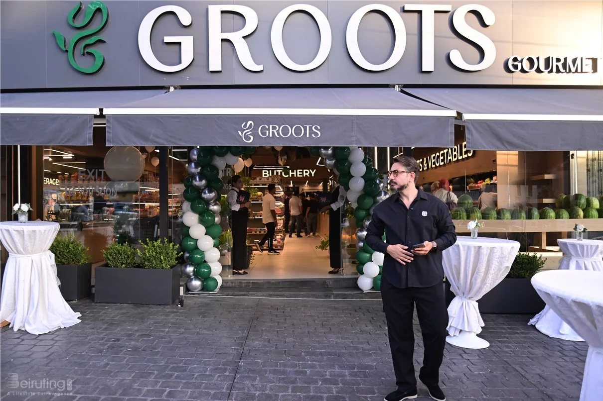 Grand Opening of Groots