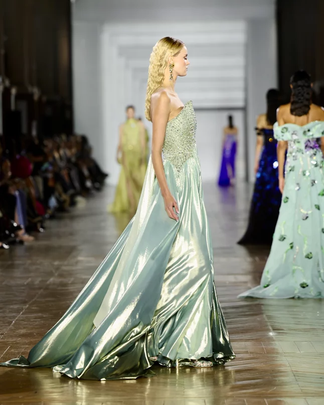 Tony Ward Haute Couture