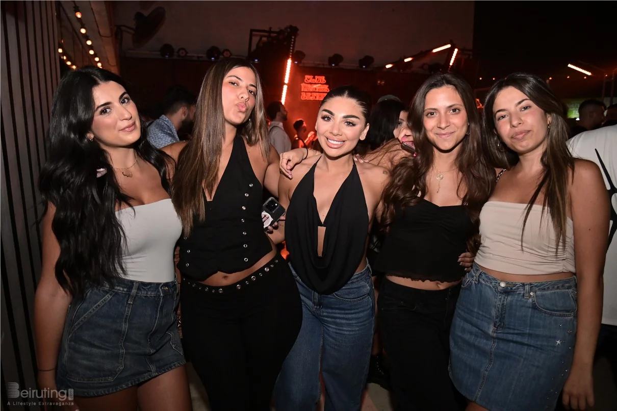 Club Heshik Beshik 4th Anniversary at KED