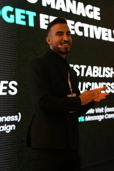 IY Media biggest E-Commerce and Social Media Workshop Phoenicia Hotel