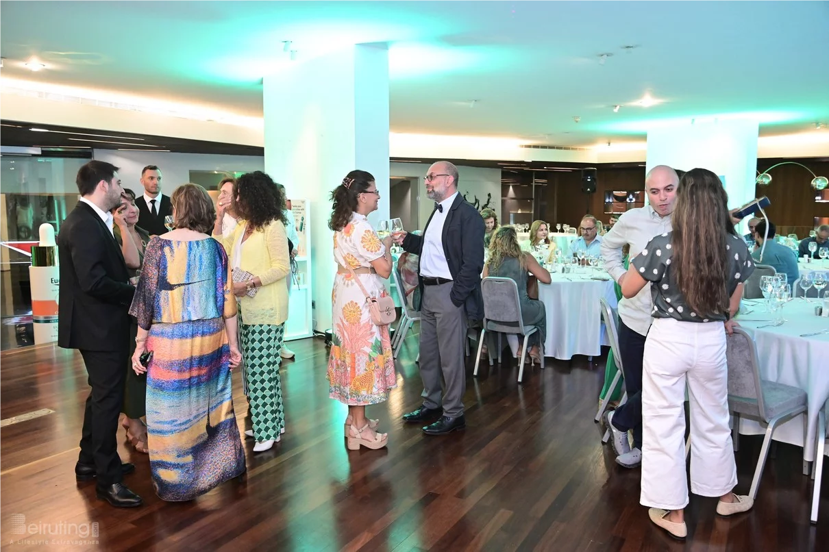 Eucerin Dermopure Clinical New Chapter