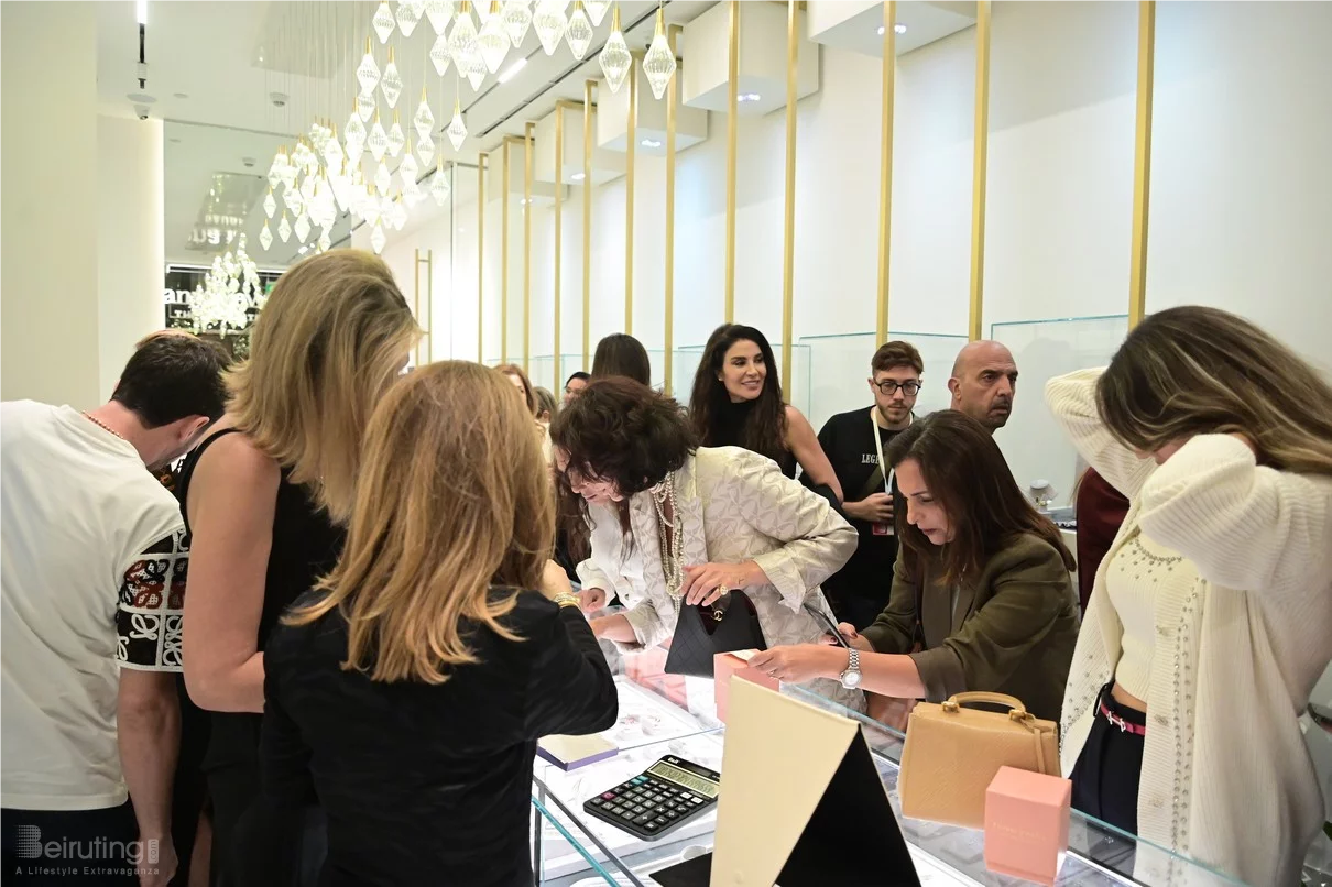 Opening of Hanna Jewelry
