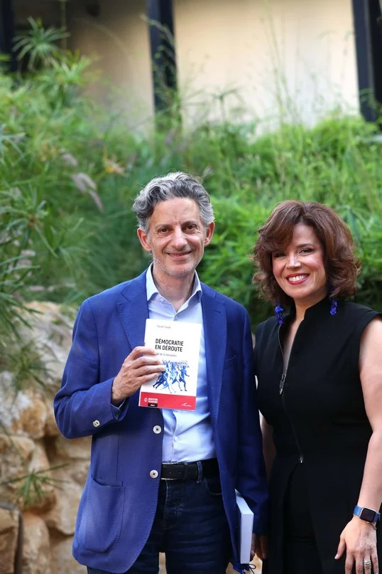 Rencontre littéraire au GGLFL : Claude Saadé Messan dédicacé son livre Démocratie en Déroute