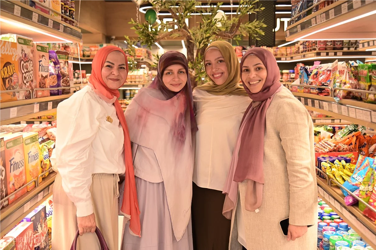 Grand Opening of Groots