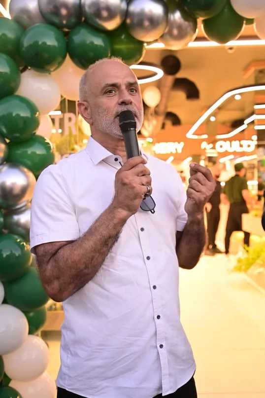 Grand Opening of Groots