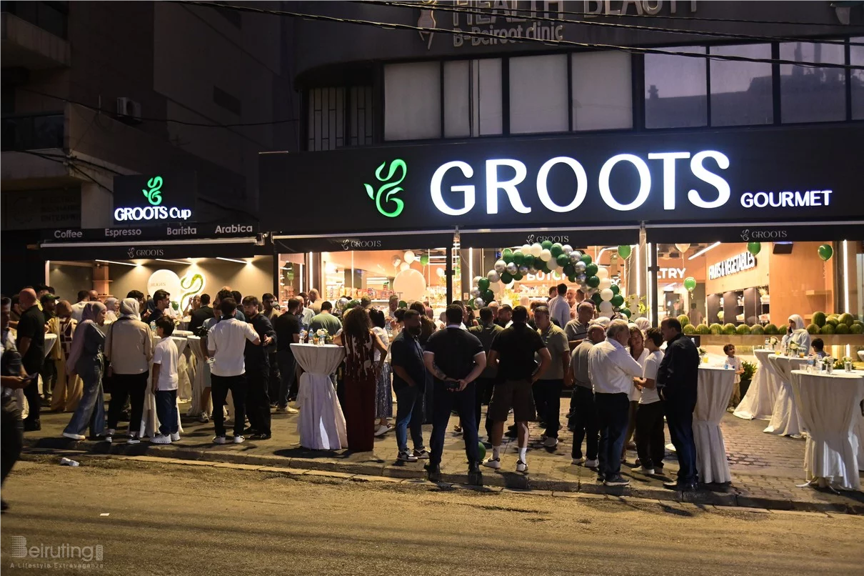 Grand Opening of Groots