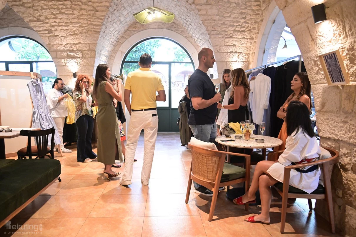Amiisi Exclusive Pop Up