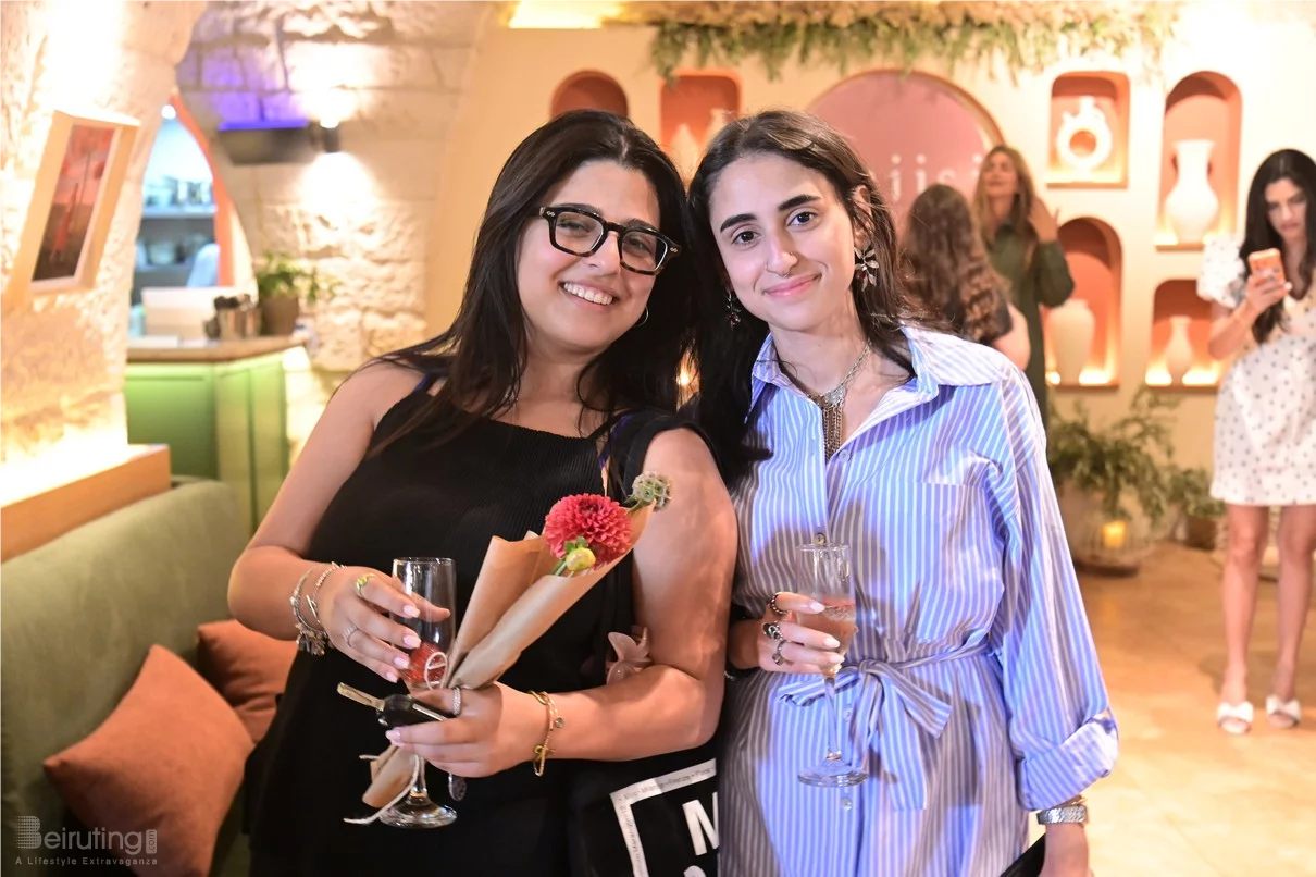 Amiisi Exclusive Pop Up