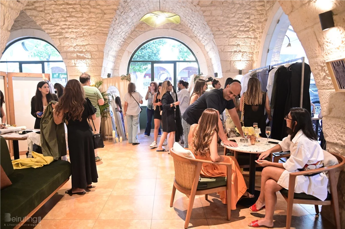 Amiisi Exclusive Pop Up
