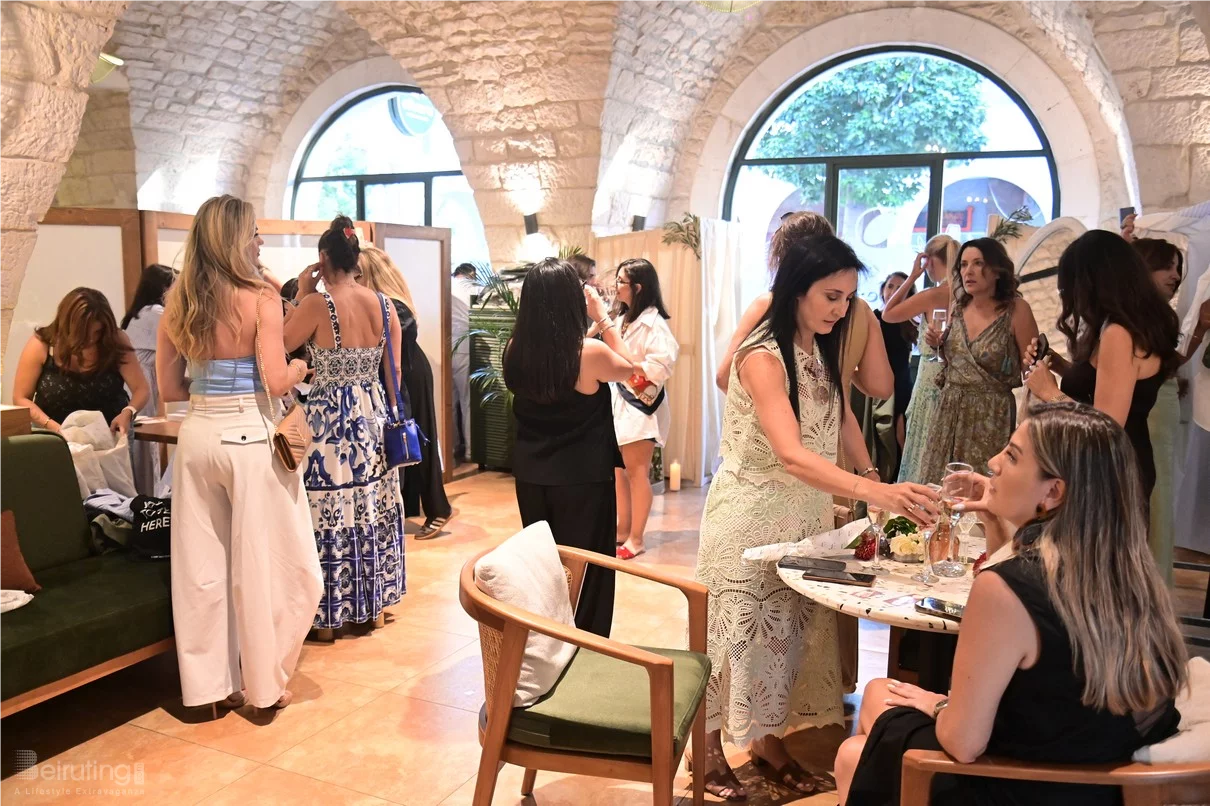 Amiisi Exclusive Pop Up