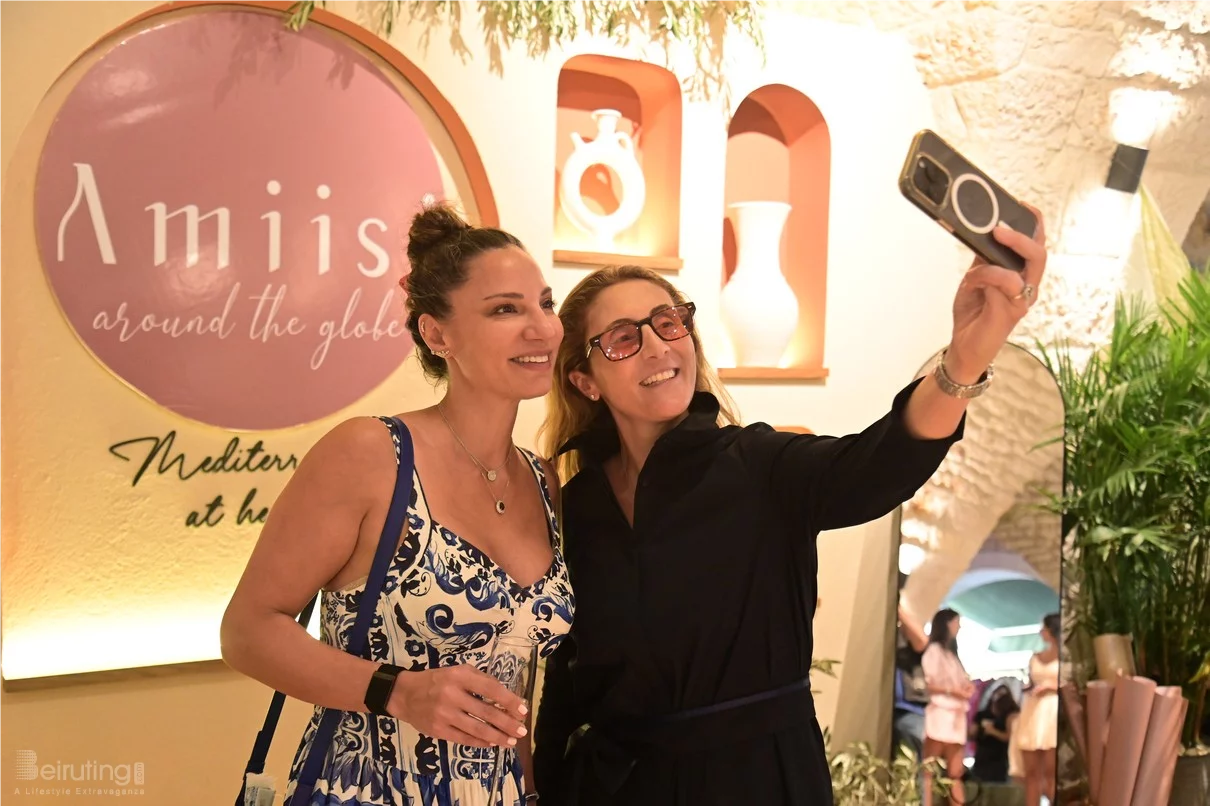 Amiisi Exclusive Pop Up