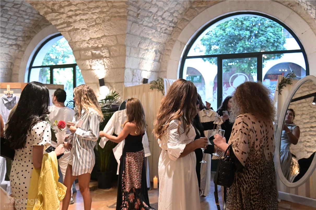 Amiisi Exclusive Pop Up