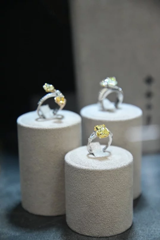 Opening of Hanna Jewelry