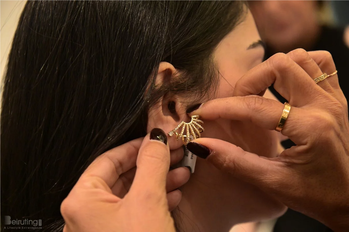 Opening of Hanna Jewelry