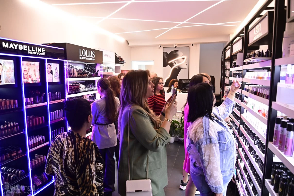 Grand Opening of Lisa Professional