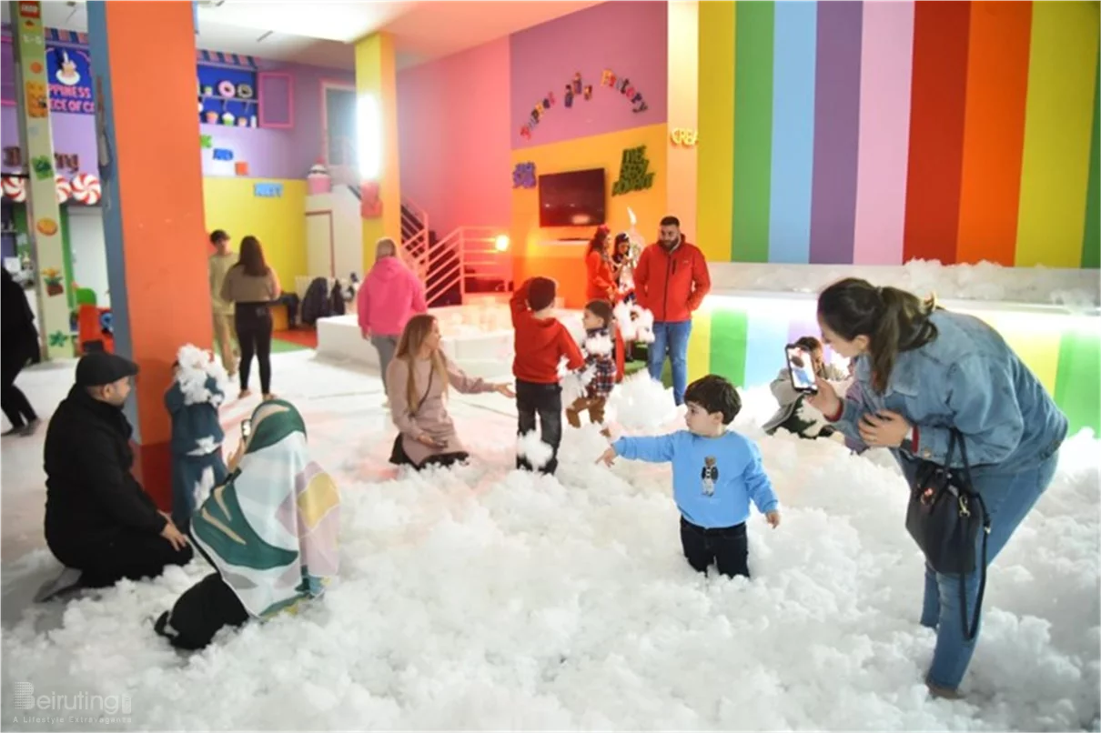Trip To the North Pole with Cocomelon Family JayJay Cody YoYo