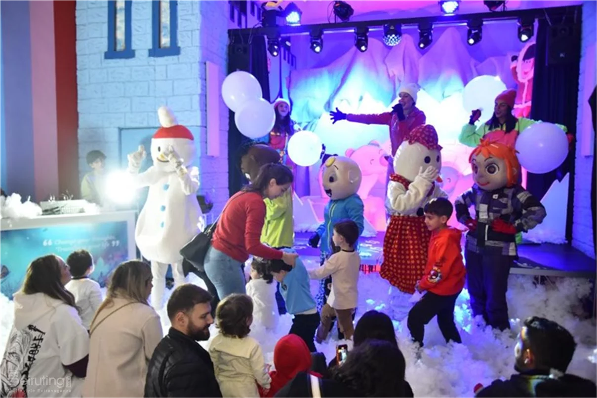 Trip To the North Pole with Cocomelon Family JayJay Cody YoYo