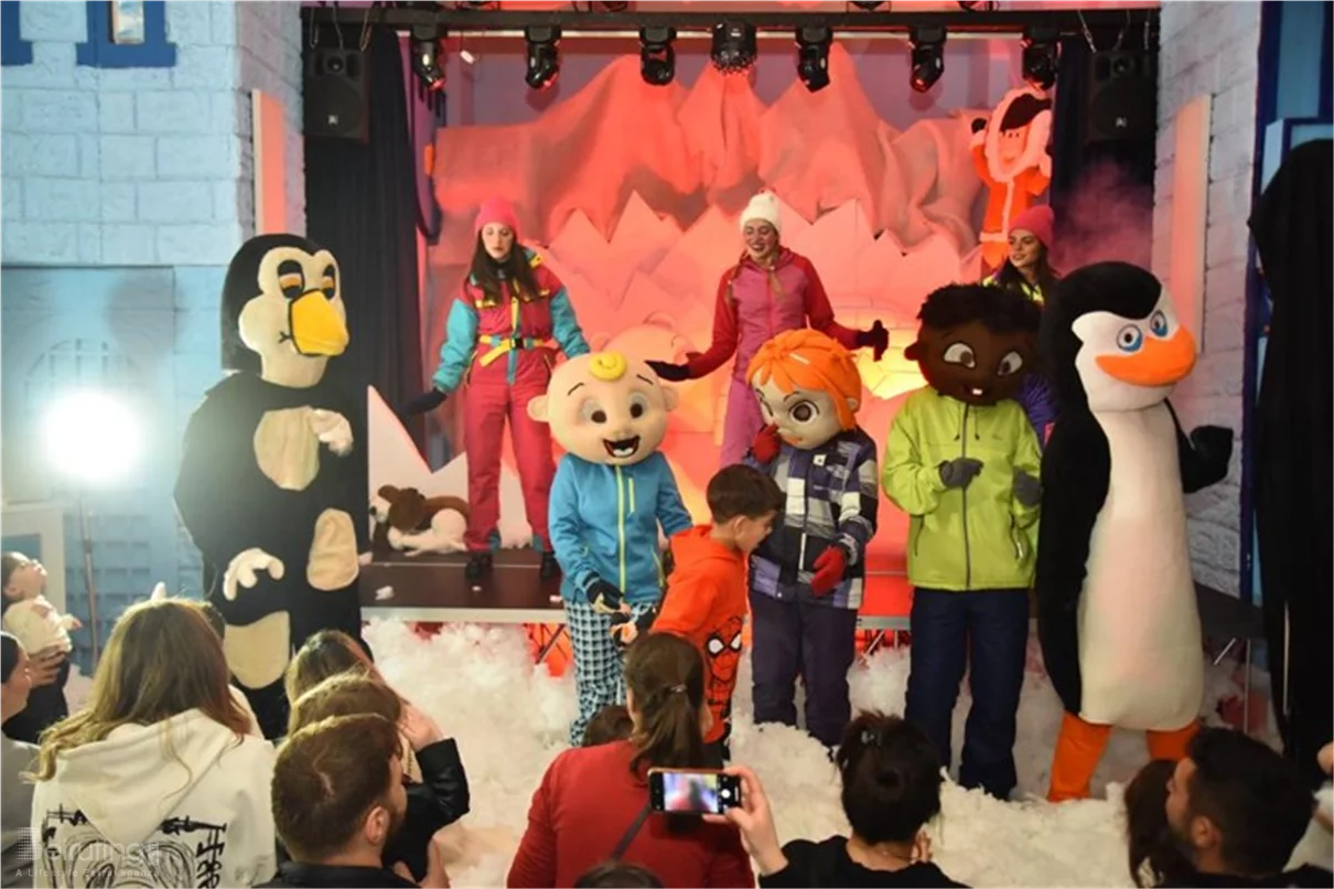 Trip To the North Pole with Cocomelon Family JayJay Cody YoYo